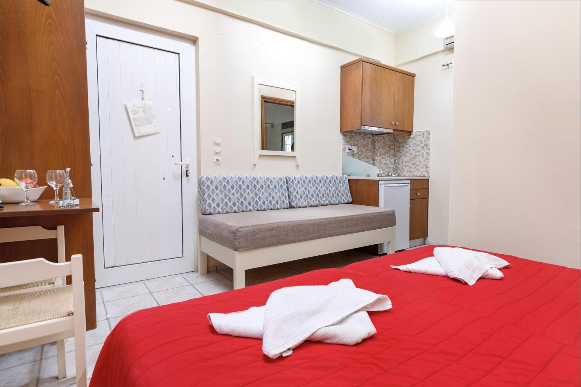 Zefyros Apartments And House Kíssamos Стая снимка