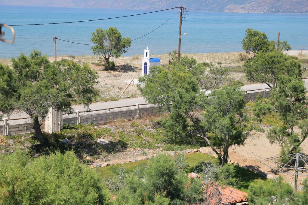 Zefyros Apartments And House Kíssamos Екстериор снимка