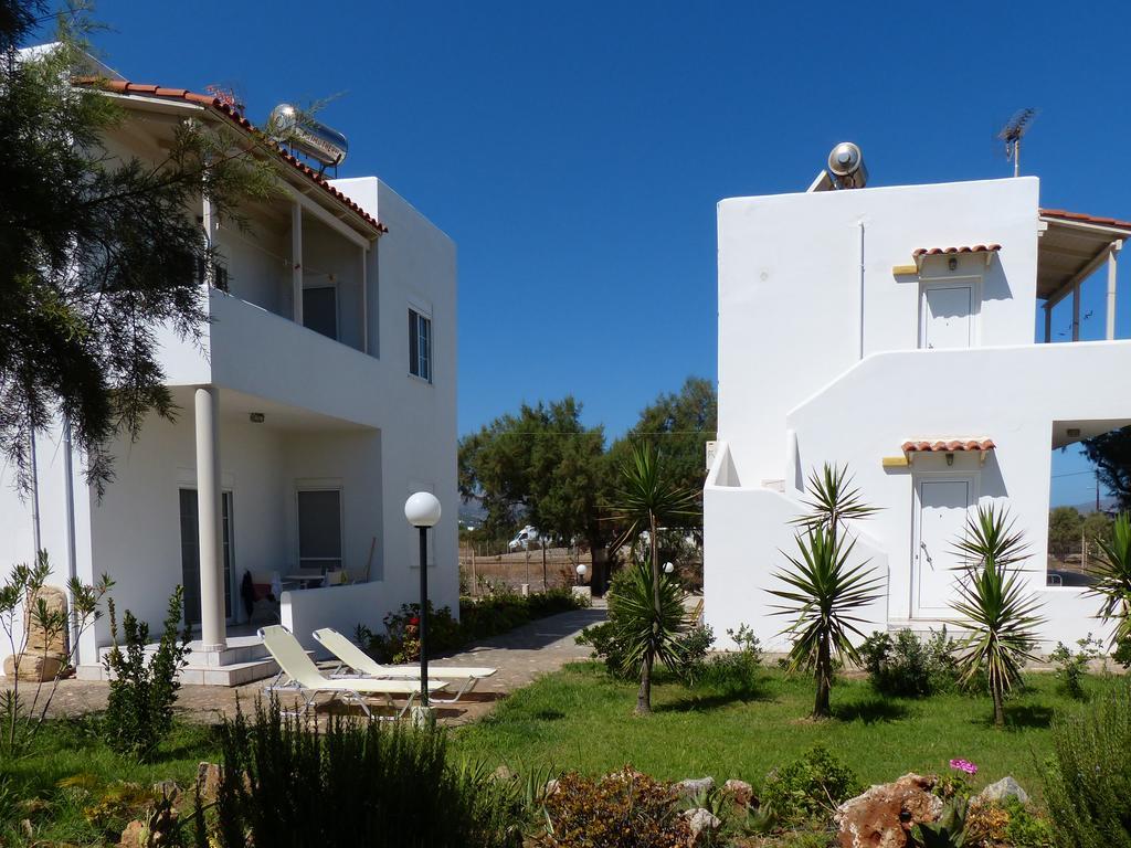 Zefyros Apartments And House Kíssamos Екстериор снимка