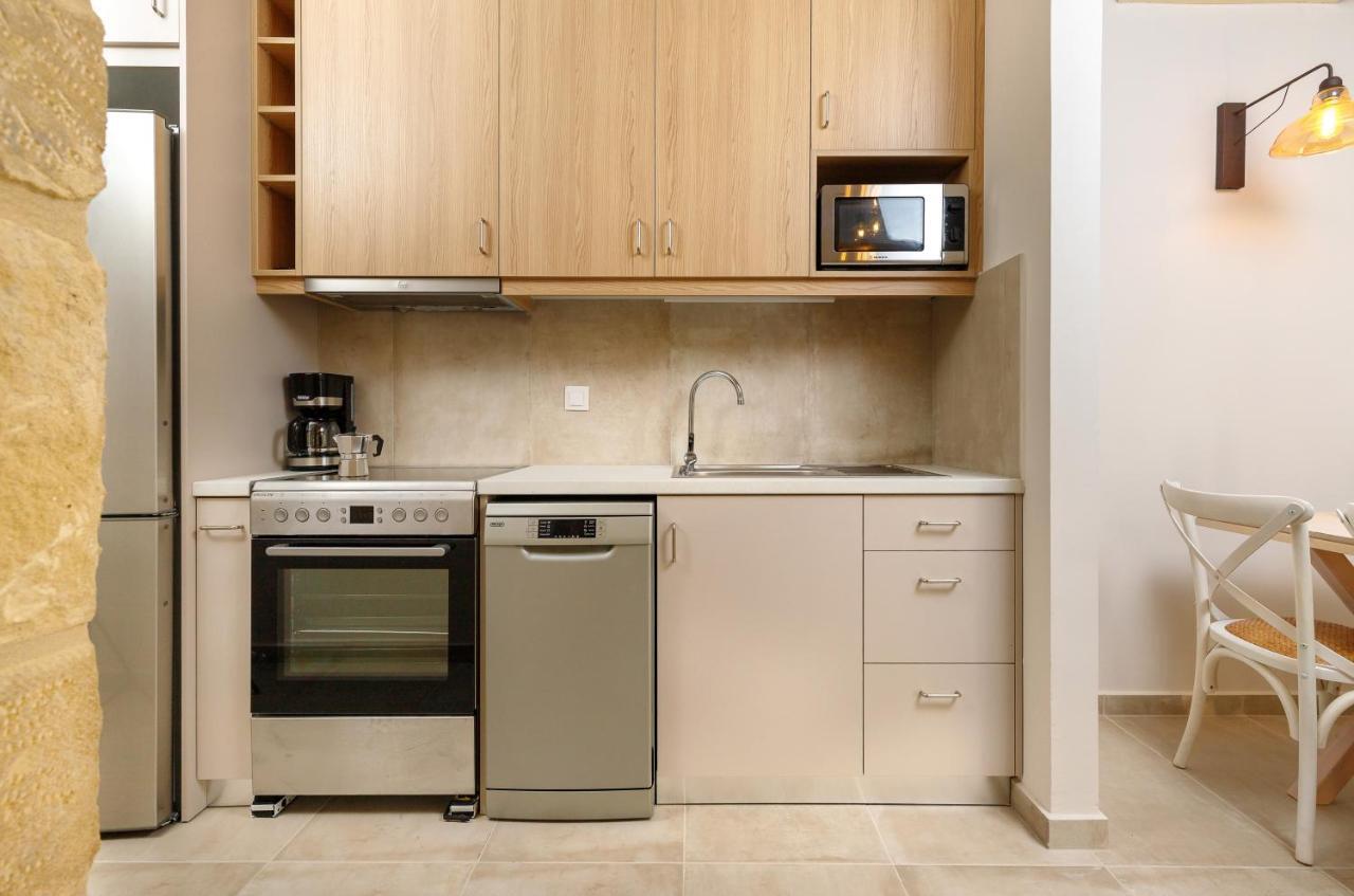 Zefyros Apartments And House Kíssamos Екстериор снимка